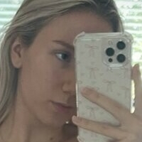 Maddie Price Naken
