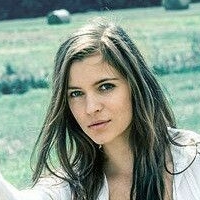 Mady Morrison Naken