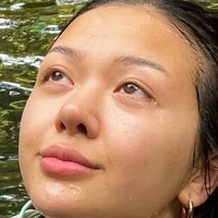 Mai Pham Naken
