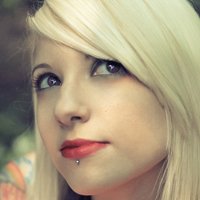 Maia Suicide Naken