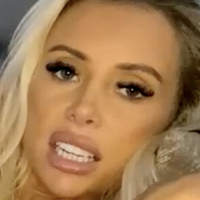Maiisiebeth Naken