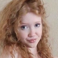 Makenna Kelly Naken