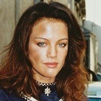 Maren Jensen Naken