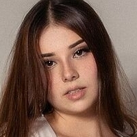 Mariana Hoyos Naken