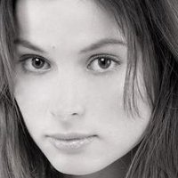 Marina Eva Naken