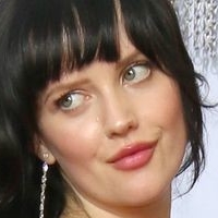 Markella Kavenagh Naken
