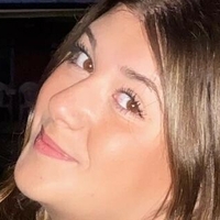 Maura Naken