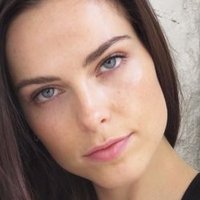 Maxine Schiff Naken