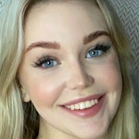 Maya Clark Naken