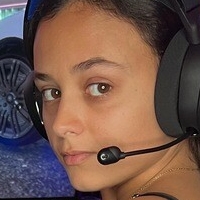 mckenzie_rivers Naken