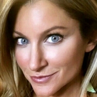 Mckinzie Naken
