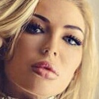 Megan Daniels Naken