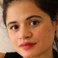 Melonie Diaz Naken