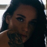 Meredith Devine Naken