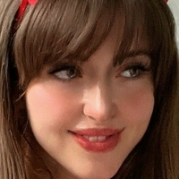 Mia Belle Naken