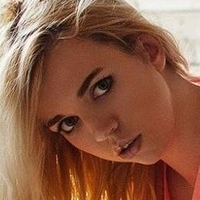 Mia Frost Naken