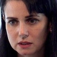 Mia Kirshner Naken