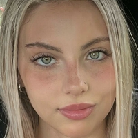 Mia Smith Naken