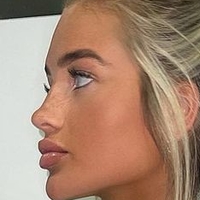 Mia Wood Hall Naken