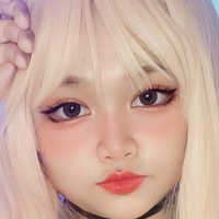 Micaanesan Naken