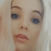 Miezute Naken