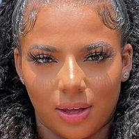 mikaylasaravia Naken