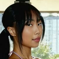 Miki Izumi Naken
