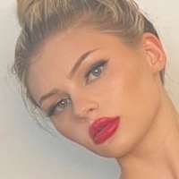 Mila Sobolov Naken