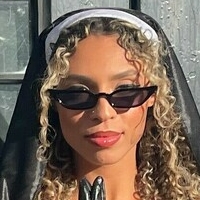 milakylie Naken