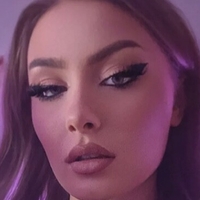 Mili Atkins Naken