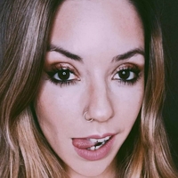 mili_xc Naken