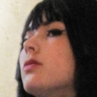 Mira Scarlet Naken