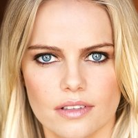 Mircea Monroe Naken