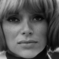 Mireille Darc Naken