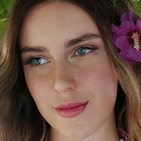 Miriam Stoifl Naken