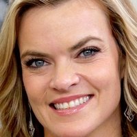 Missi Pyle Naken