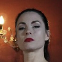 Mistress Firewolf Naken