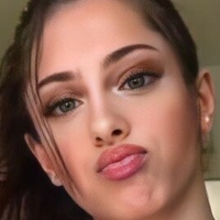 Mona Z Naken