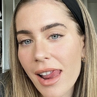 Mrs. Bella Naken