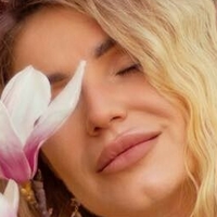 Mrs_Leosz Naken