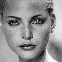 Nadja Auermann Naken