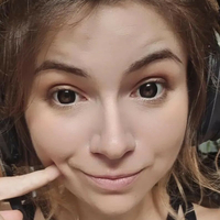Nancy PlayBetter Naken