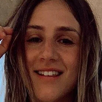 Nashla Aguilar Naken