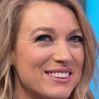 Natalie Zea Naken