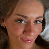 Natascha Sophie Naken