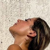 Nathalia Valente Naken