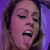 NawtyChelsea, Naken