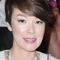 Nela Lee Naken
