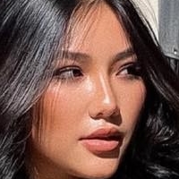 Ngan Nguyen Naken