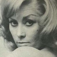 Nicole Debonne Naken